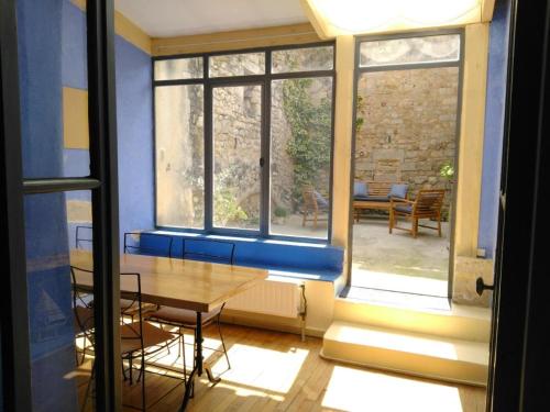 Appartement au coeur du village- Ref12