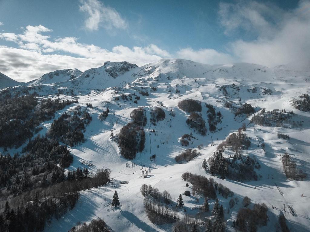 Appartement au pied des Pistes de Ski - Pyrénées (Ariège) Les Monts d'Olmes, 09300 Montferrier