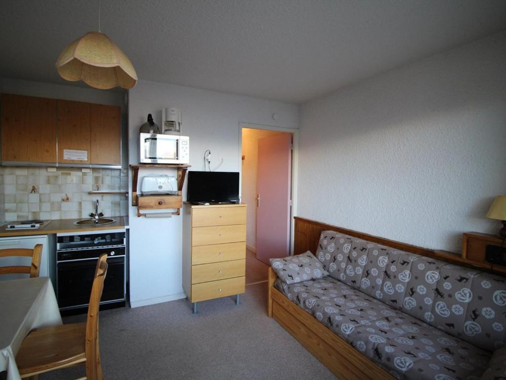 Appartement Appartement Auris, 1 pièce, 2 personnes - FR-1-297-33 14 Rue De Piegut -  - 38142 Auris