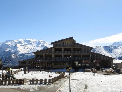 Appartement Auris, 1 pièce, 3 personnes - FR-1-297-288