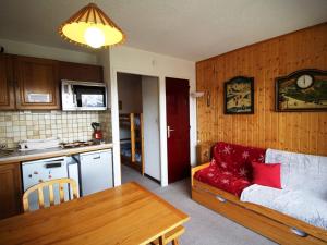 Appartement Auris, 1 pièce, 3 personnes - FR-1-297-332