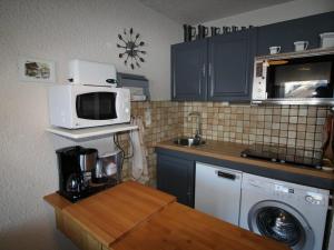 Appartement Auris, 1 pièce, 4 personnes - FR-1-297-282