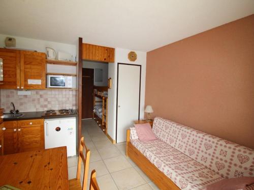 Appartement Auris, 1 pièce, 4 personnes - FR-1-297-45