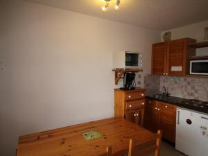 Appartement Auris, 1 pièce, 4 personnes - FR-1-297-45