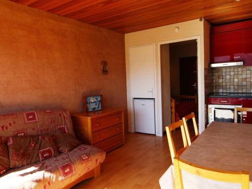 Appartement Auris, 1 pièce, 6 personnes - FR-1-297-94
