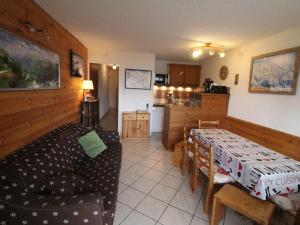 Appartement Auris, 2 pièces, 6 personnes - FR-1-297-251