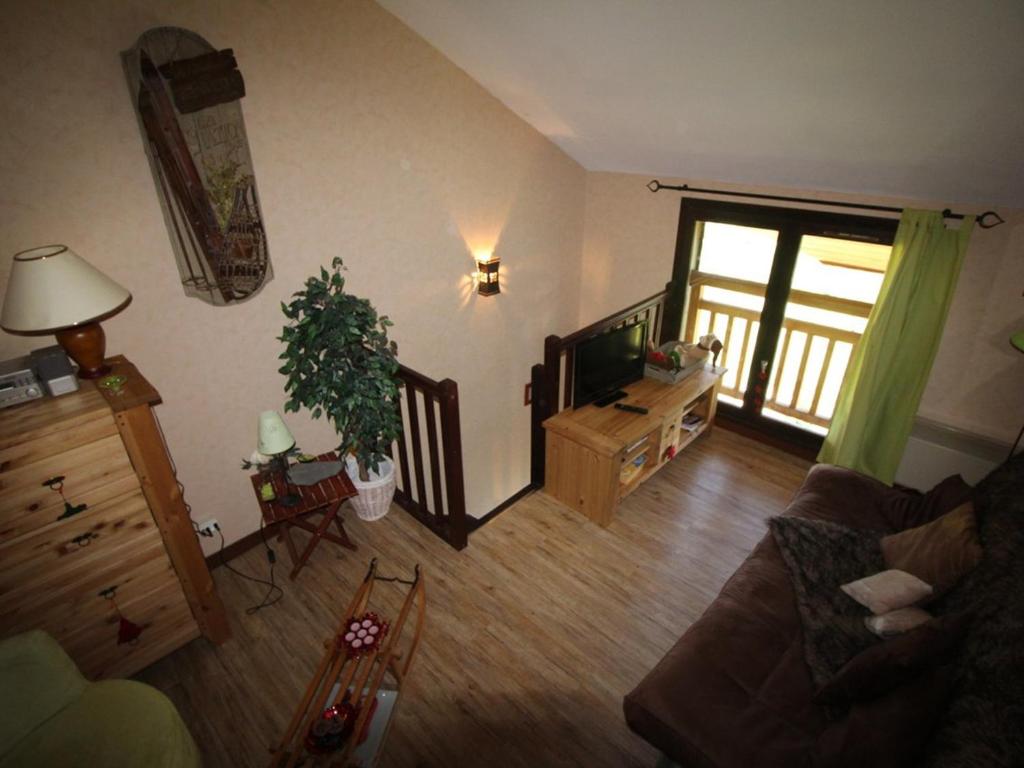 Appartement Appartement Auris, 2 pièces, 6 personnes - FR-1-297-66 5 Rue De La Piscine -  - 38142 Auris