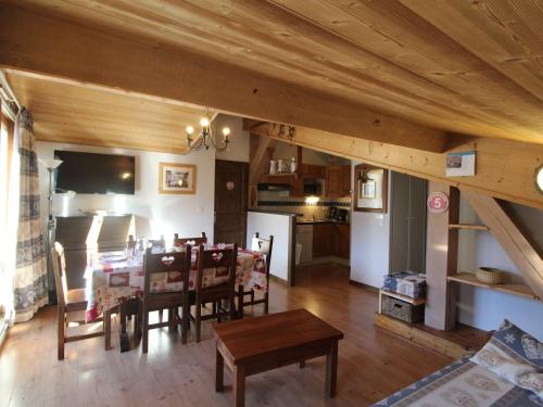 Appartement Aussois, 3 pièces, 6 personnes - FR-1-508-41