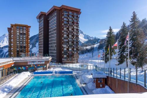 Appartement avec balcon au pied des pistes de ski