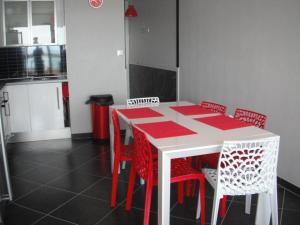 Appartement avec balcon face mer ! Arc en Ciel 295
