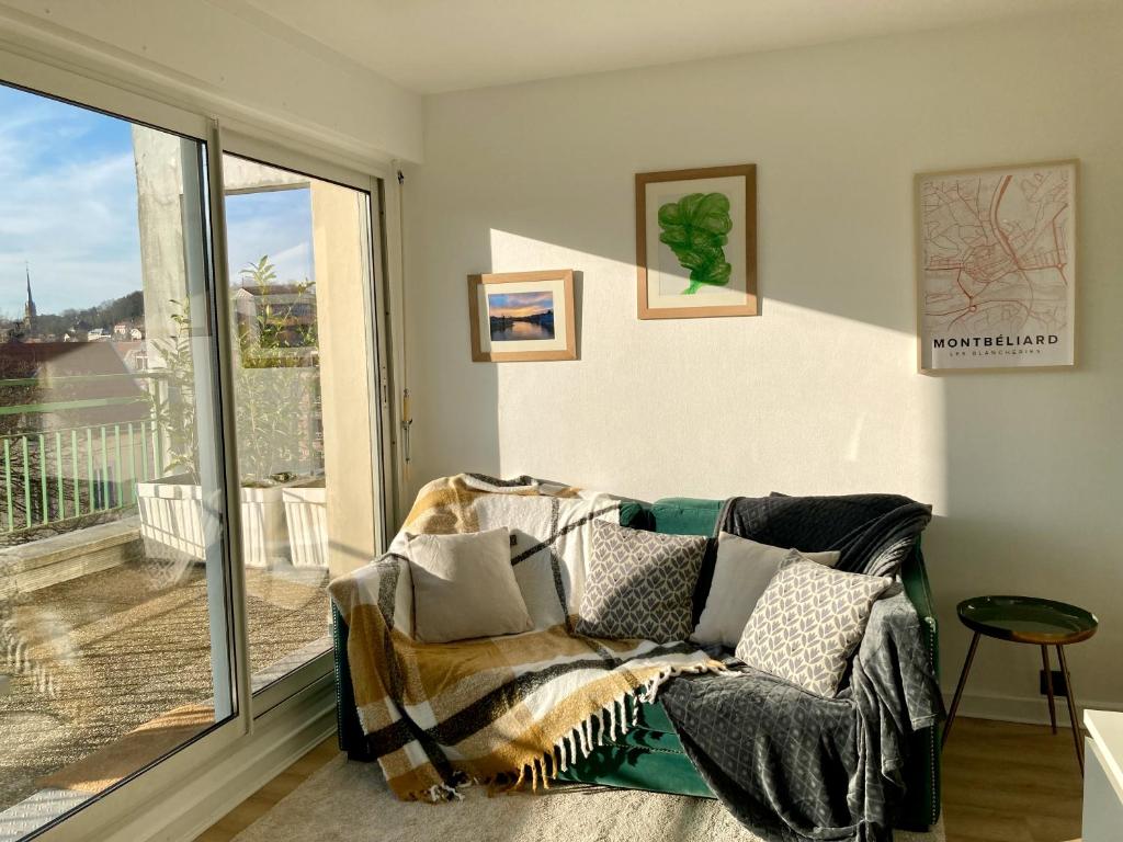 Appartement Appartement avec balcon (parking gratuit accolé) 6 Rue des Blancheries 25200 Montbéliard