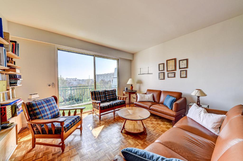 Appartement avec belle vue parc de la Planchette rue Paul Vaillant Couturier, 61, 92300 Levallois-Perret