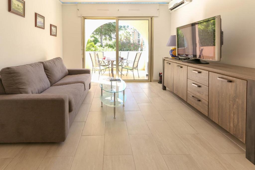 Appartement avec Climatisation Terrasse Piscine et Parking - BENAKEY 673 avenue de l'Hubac, 06250 Mougins