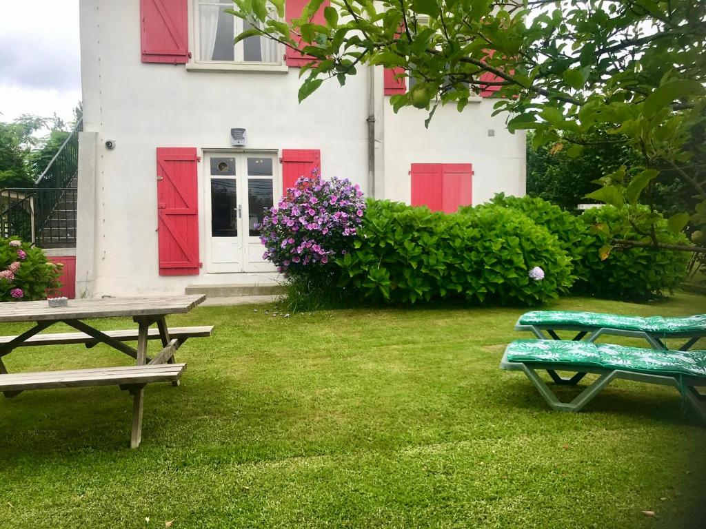 Appartement avec jardin, plage à pied et parking Rue de l'Étape, 64210 Bidart