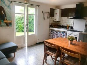 Appartement avec jardin, plage à pied et parking