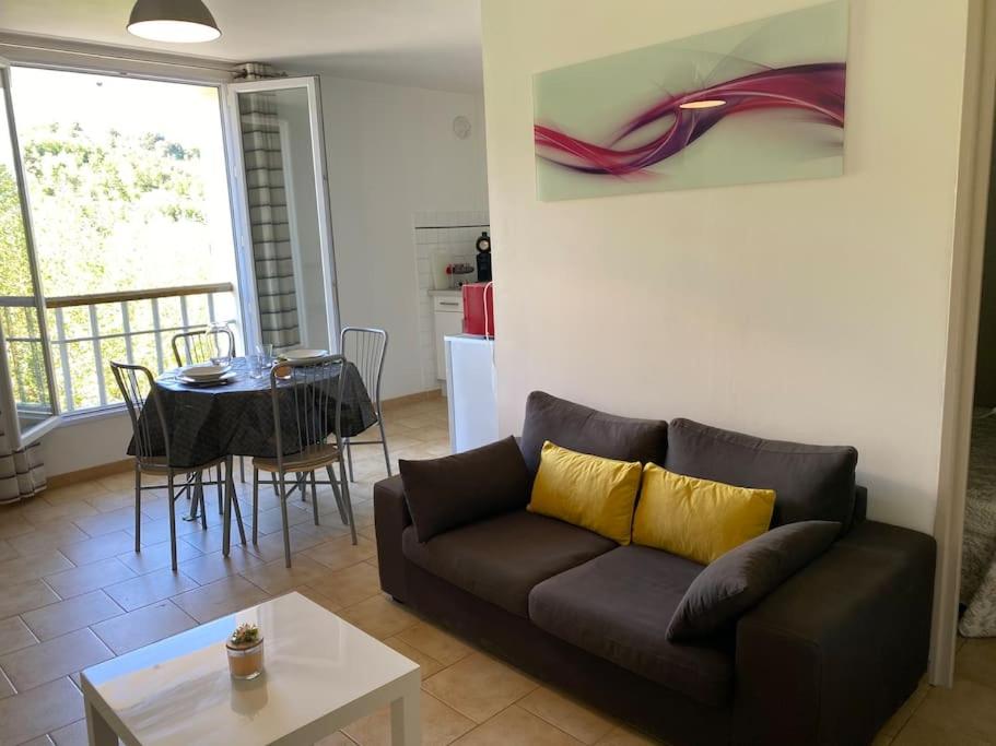 Appartement avec parking à 2 pas du port & plage