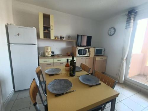 Appartement avec piscine commune à 800 m Plage 5TMED298