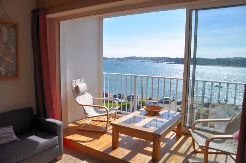 Appartement Appartement avec SUPERBE VUE MER et terrasse, à 100m plages à TREGASTEL - Ref 97 Résidence Sainte Anne 22730 Trégastel