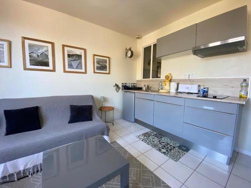 Appartement avec terrasse à 180m de la plage à PERROS-GUIREC Réf - 899
