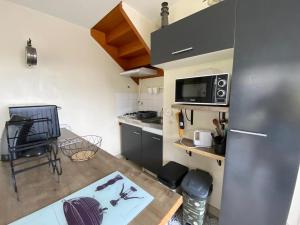 Appartement avec terrasse à 70m de la plage à PERROS-GUIREC Réf - 892