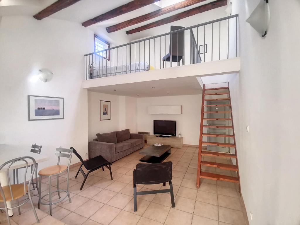 Appartement avec terrasse 24 Rue des Fourbisseurs, 84000 Avignon