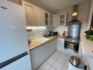 Appartement avec terrasse et parking - Centre Ville - Tout inclus