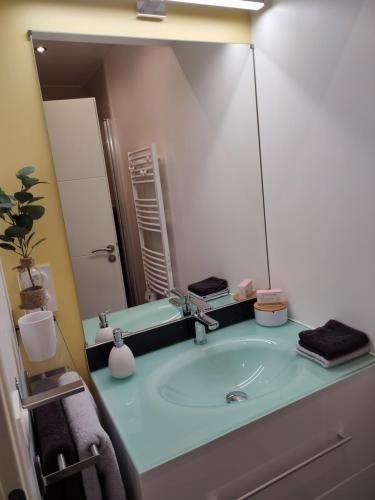 Appartement avec terrasse - M4 Lucie Aubrac