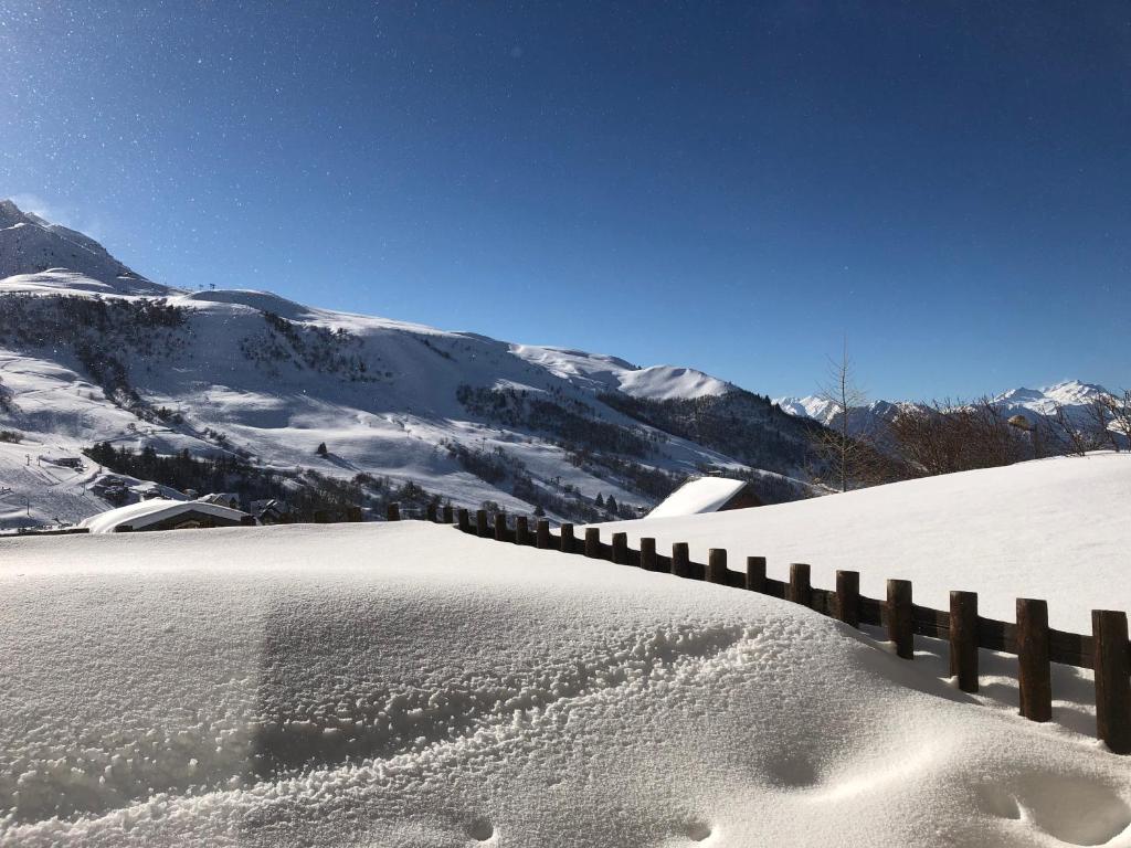 Appartement avec terrasse magnifique vue montagne La Grande Montagne, 73130 Saint-François-Longchamp