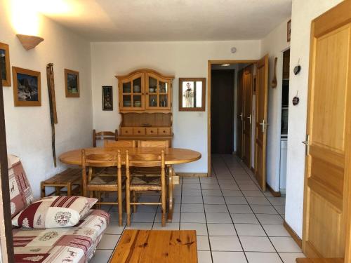 Appartement avec terrasse magnifique vue montagne