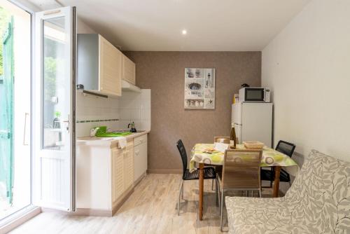 Appartement avec terrasse proche de la plage