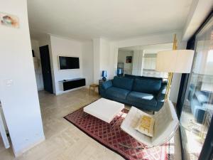 Appartement avec une chambre et une belle terrasse