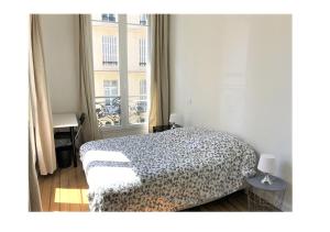 Appartement Appartement avec vue cathédrale - 1 A 5 Rue du Petit Four 51100 Reims Champagne-Ardenne