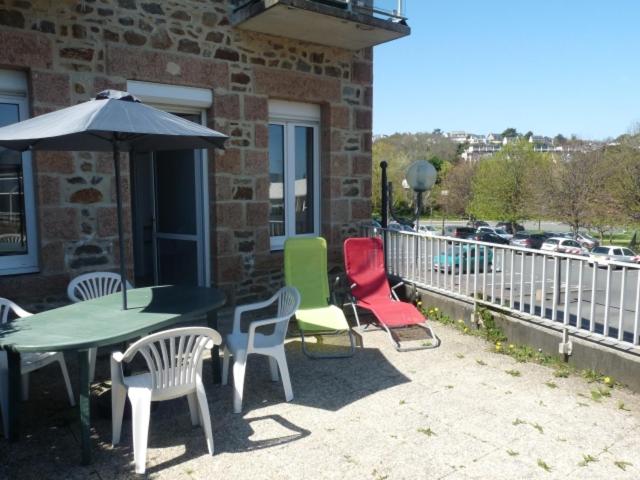 Appartement Appartement avec WIFI gratuit, proche plage de Trestraou PERROS-GUIREC - Réf 859 97 rue de Rohellou 22700 Perros-Guirec