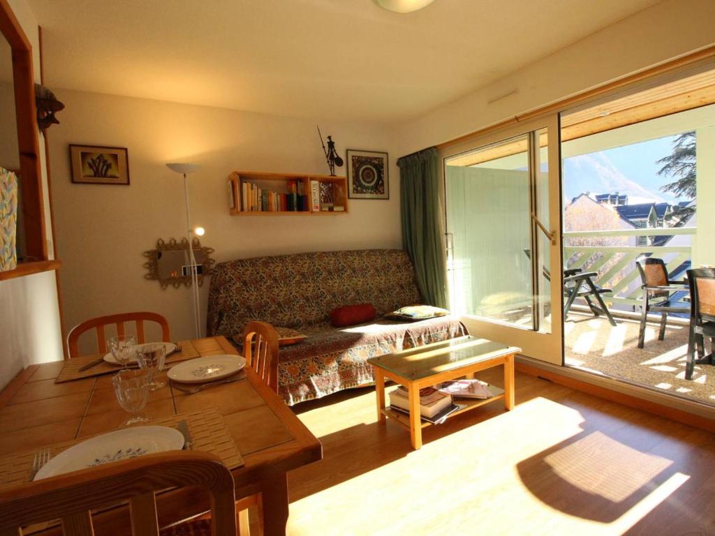 Appartement Appartement Bagnères-de-Luchon, 2 pièces, 2 personnes - FR-1-313-217 RES TERRASSE DU SACARON - APPT 24 2 RUE GARRIGOU 31110 Luchon