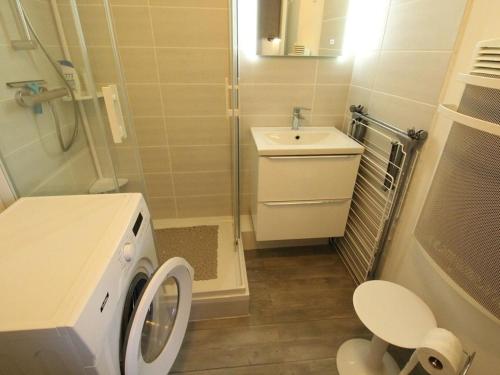Appartement Bagnères-de-Luchon, 2 pièces, 3 personnes - FR-1-313-207