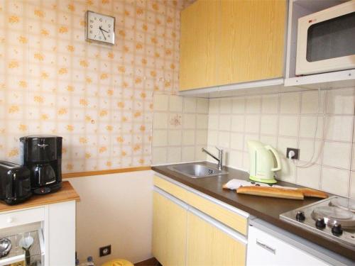 Appartement Bagnères-de-Luchon, 2 pièces, 4 personnes - FR-1-313-160