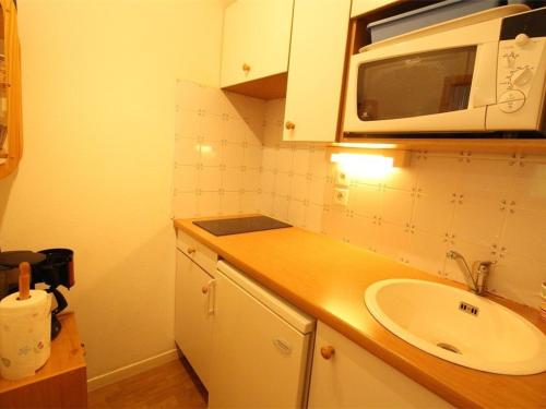 Appartement Bagnères-de-Luchon, 2 pièces, 4 personnes - FR-1-313-166