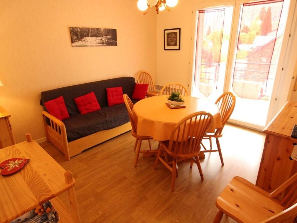 Appartement Bagnères-de-Luchon, 2 pièces, 4 personnes - FR-1-313-170 RES. DU PARC THERMAL - APPART 28B 7, Rue du Docteur Barrié, 31110 Luchon