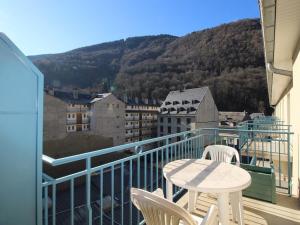 Appartement Bagnères-de-Luchon, 2 pièces, 4 personnes - FR-1-313-195