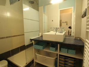 Appartement Bagnères-de-Luchon, 2 pièces, 4 personnes - FR-1-313-198