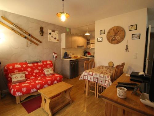 Appartement Bagnères-de-Luchon, 2 pièces, 4 personnes - FR-1-313-221