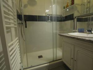 Appartement Bagnères-de-Luchon, 2 pièces, 4 personnes - FR-1-313-221