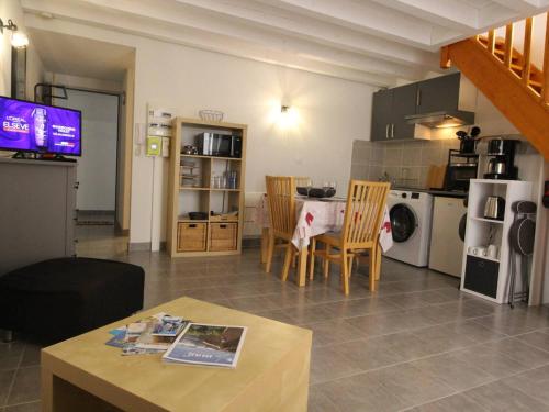 Appartement Bagnères-de-Luchon, 2 pièces, 5 personnes - FR-1-313-210