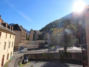 Appartement Bagnères-de-Luchon, 3 pièces, 4 personnes - FR-1-313-204