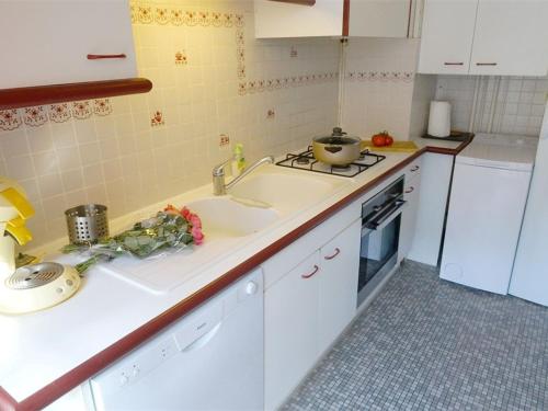 Appartement Bagnères-de-Luchon, 3 pièces, 6 personnes - FR-1-313-137