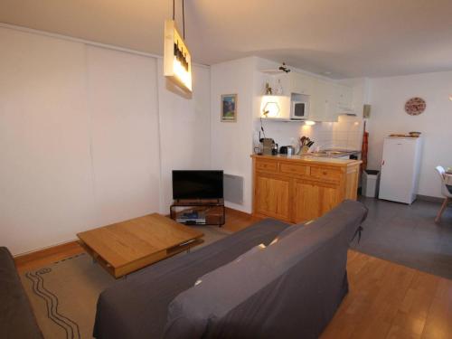 Appartement Bagnères-de-Luchon, 3 pièces, 6 personnes - FR-1-313-150