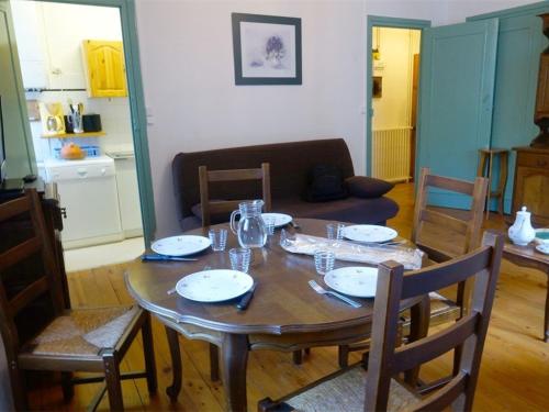 Appartement Bagnères-de-Luchon, 3 pièces, 7 personnes - FR-1-313-188