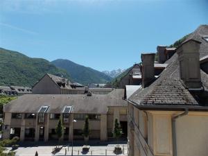 Appartement Bagnères-de-Luchon, 3 pièces, 7 personnes - FR-1-313-188