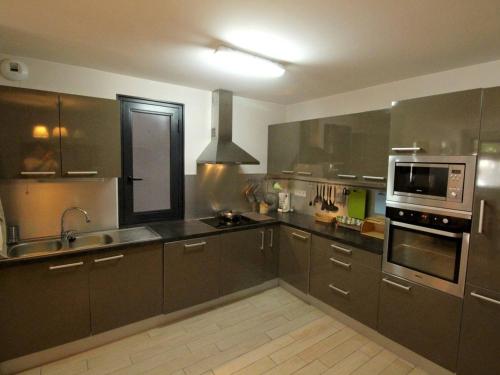 Appartement Bagnères-de-Luchon, 4 pièces, 6 personnes - FR-1-313-203