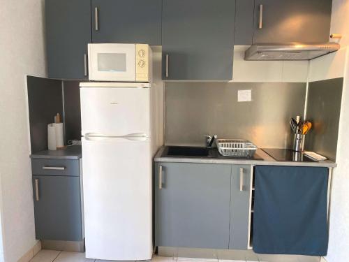 Appartement Balaruc-les-Bains, 1 pièce, 2 personnes - FR-1-553-157